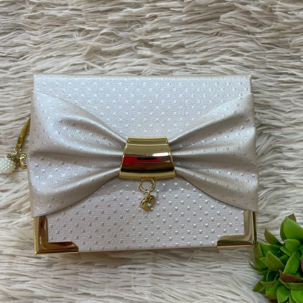 Binário de Laço Creme